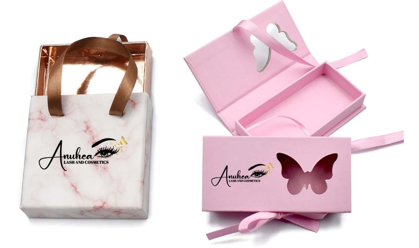 Strip lashes in butterfly or purse box